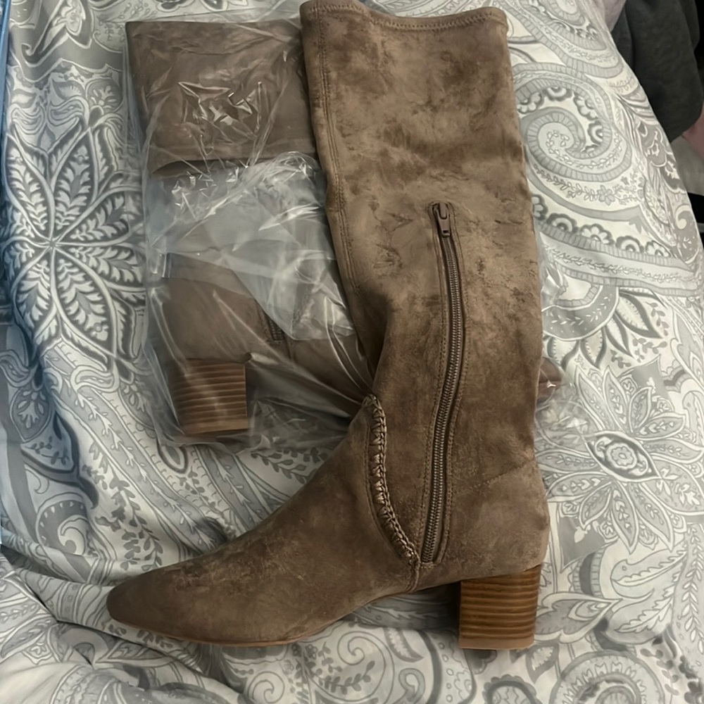 Jack Rogers women’s taupe Gemma tall heeled boots NWT size 7 1/2